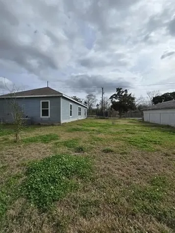 2518 South Avenue West Orange TX 77630