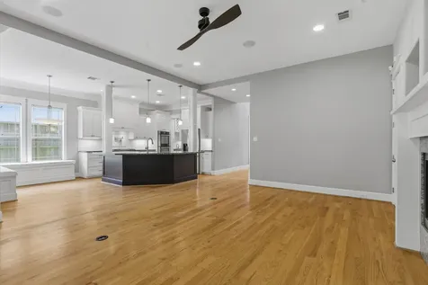 1740 Nina Lee Lane Houston TX 77018