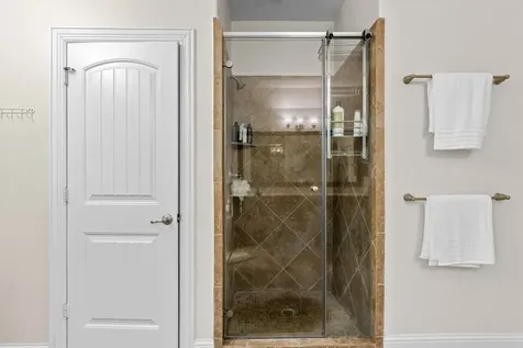 311 W Bend Drive League City TX 77573