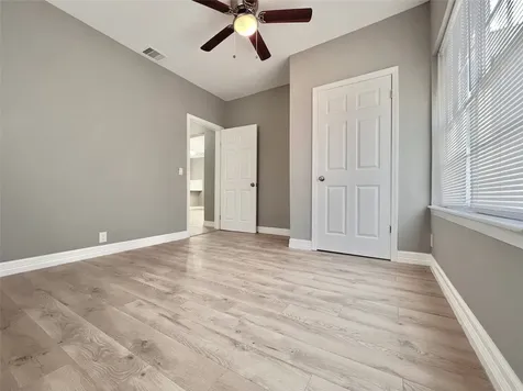 4106 Robertson Street Houston TX 77009