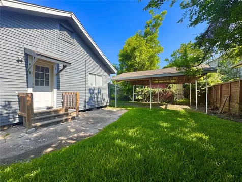4106 Robertson Street Houston TX 77009