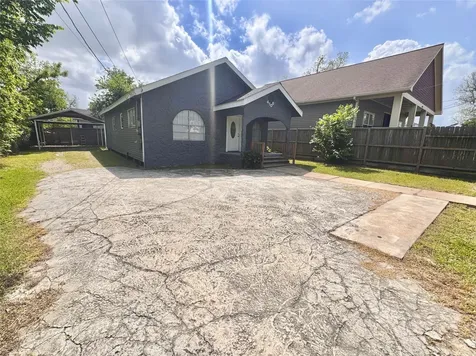4106 Robertson Street Houston TX 77009