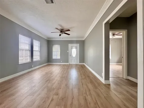 4106 Robertson Street Houston TX 77009