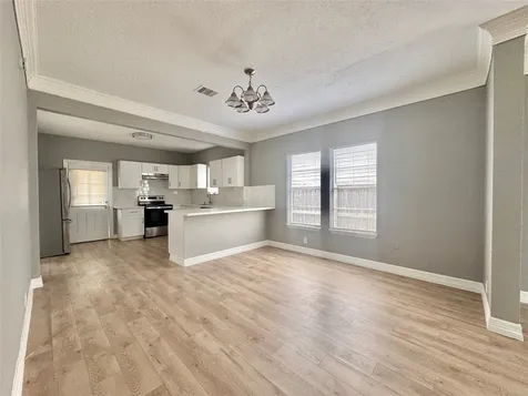 4106 Robertson Street Houston TX 77009