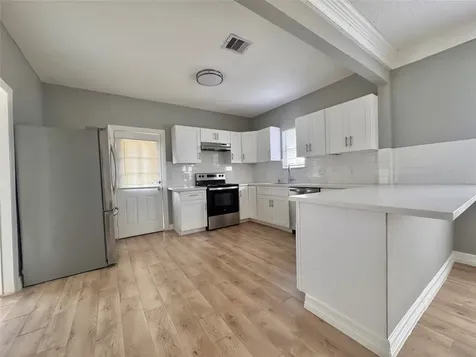 4106 Robertson Street Houston TX 77009
