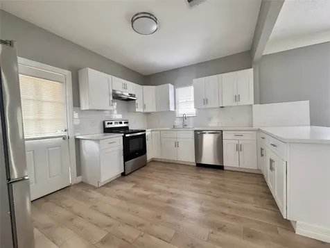 4106 Robertson Street Houston TX 77009