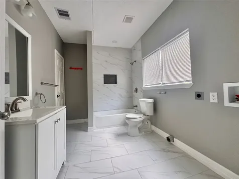 4106 Robertson Street Houston TX 77009