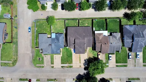 16423 Monte Carlo Lane Houston TX 77053
