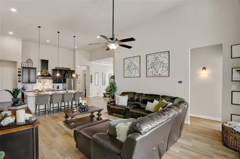 9518 Humboldt Trail Iowa Colony TX 77583