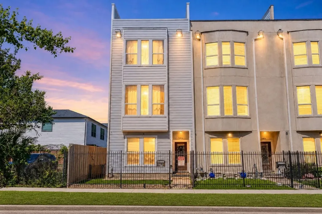 5507 Darling Street Houston TX 77007