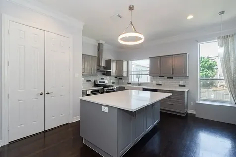 5507 Darling Street Houston TX 77007