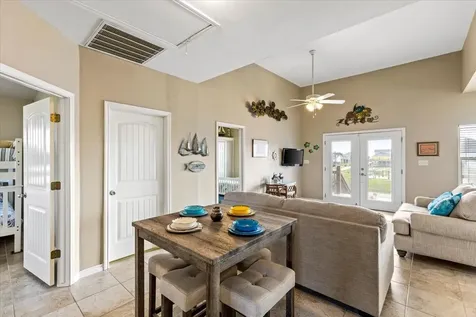 919 Eastview Crystal Beach TX 77650