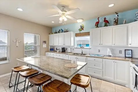 919 Eastview Crystal Beach TX 77650