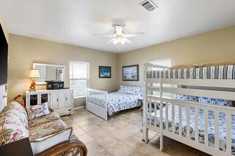 919 Eastview Crystal Beach TX 77650