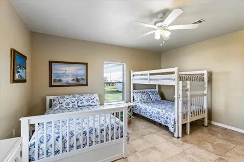 919 Eastview Crystal Beach TX 77650