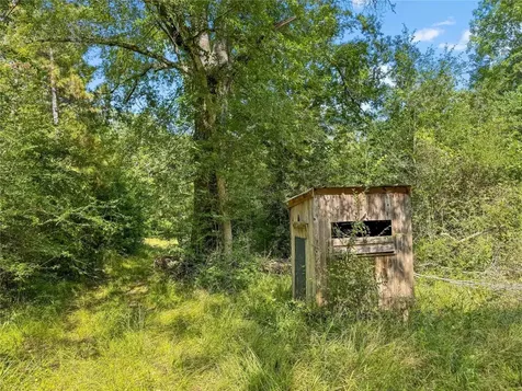 1100 County Road 2306 Cleveland TX 77327