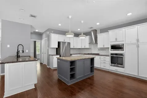 19 Heather Wisp Place The Woodlands TX 77381