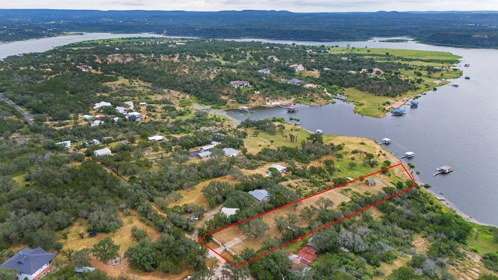303 Lake View Drive Spicewood TX 78669