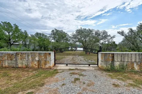 303 Lake View Drive Spicewood TX 78669