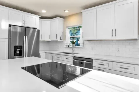 221 Carrell Street Tomball TX 77375