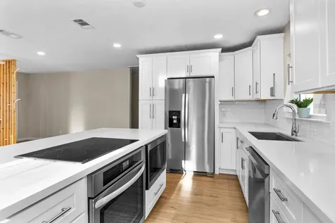 221 Carrell Street Tomball TX 77375