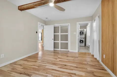221 Carrell Street Tomball TX 77375