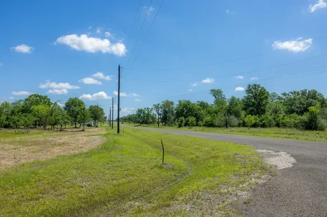 6507 Atakapan Trail Bedias TX 77831
