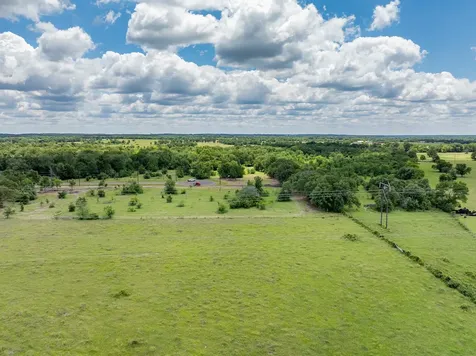 6507 Atakapan Trail Bedias TX 77831