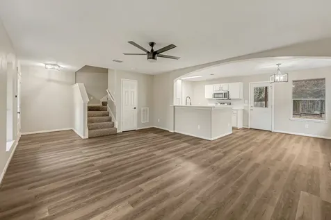 5445 N Buffalo Circle Willis TX 77378