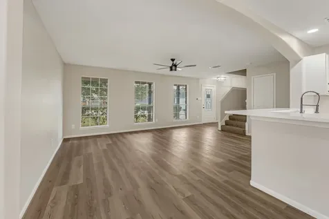 5445 N Buffalo Circle Willis TX 77378