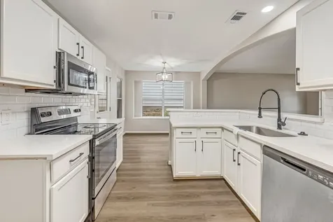 5445 N Buffalo Circle Willis TX 77378