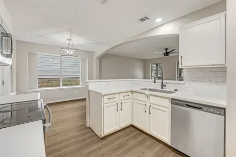 5445 N Buffalo Circle Willis TX 77378