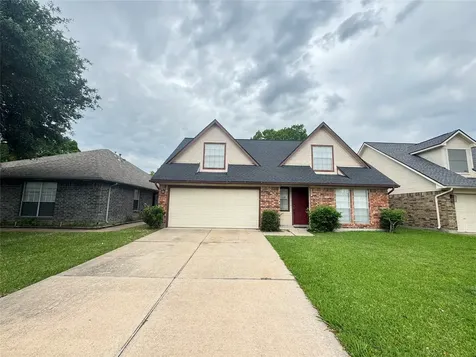 1915 Reddington Road Sugar Land TX 77478