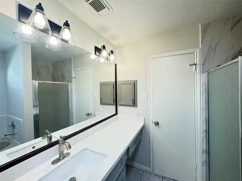1915 Reddington Road Sugar Land TX 77478