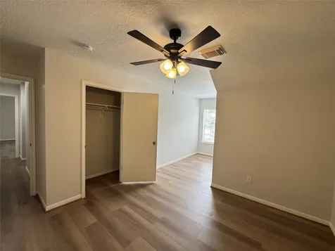 1915 Reddington Road Sugar Land TX 77478
