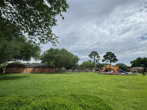 1915 Reddington Road Sugar Land TX 77478