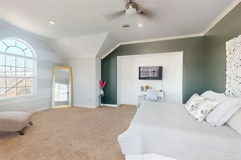 6222 Skyline Drive 17 Houston TX 77057