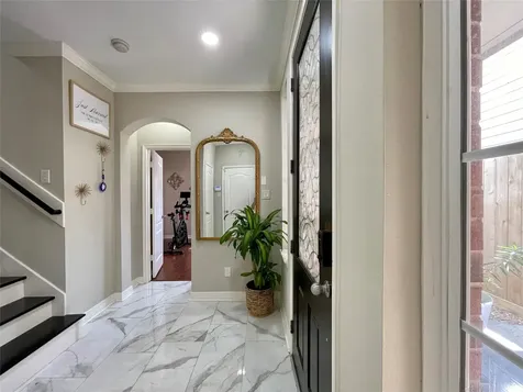 6222 Skyline Drive 17 Houston TX 77057