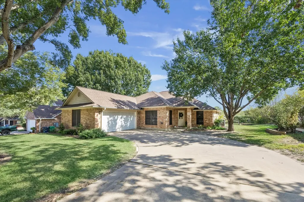 2307 Katherine Street Brenham TX 77833