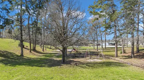 146 Oak Circle Livingston TX 77351