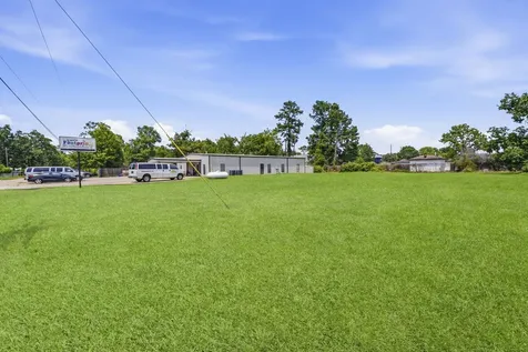 16737 Sprawling Oaks Drive Conroe TX 77385