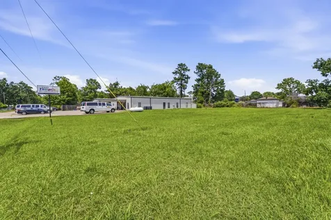 16737 Sprawling Oaks Drive Conroe TX 77385