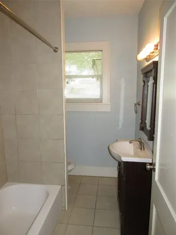 4002 S 1/2 Galveston TX 77550