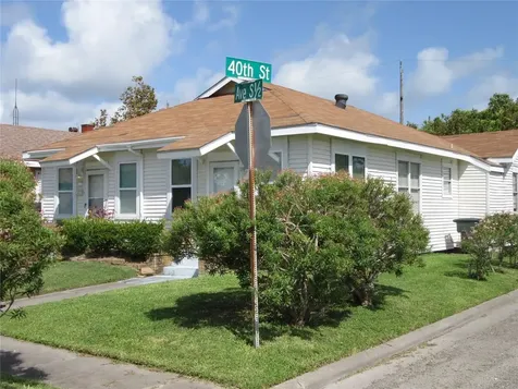 4002 S 1/2 Galveston TX 77550