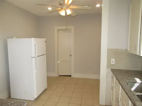 4002 S 1/2 Galveston TX 77550