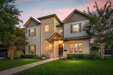 1045 Rosepoint Street Houston TX 77018