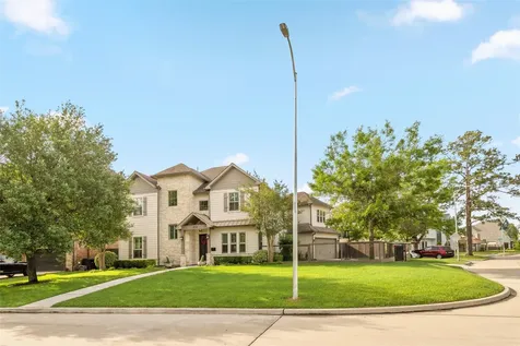 1045 Rosepoint Street Houston TX 77018