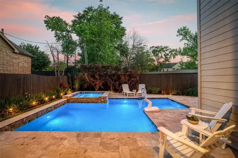 1045 Rosepoint Street Houston TX 77018