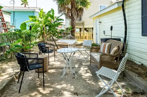 2114 57th Street Galveston TX 77551