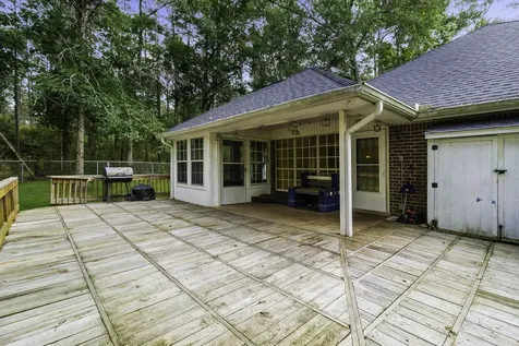 216 N Lake Drive Livingston TX 77351